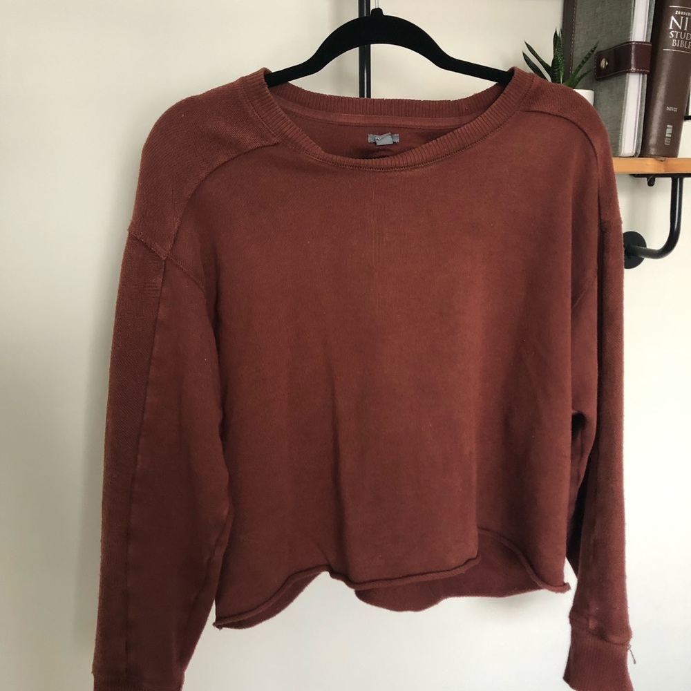 Burgundy/rust cropped aerie sweatshirt